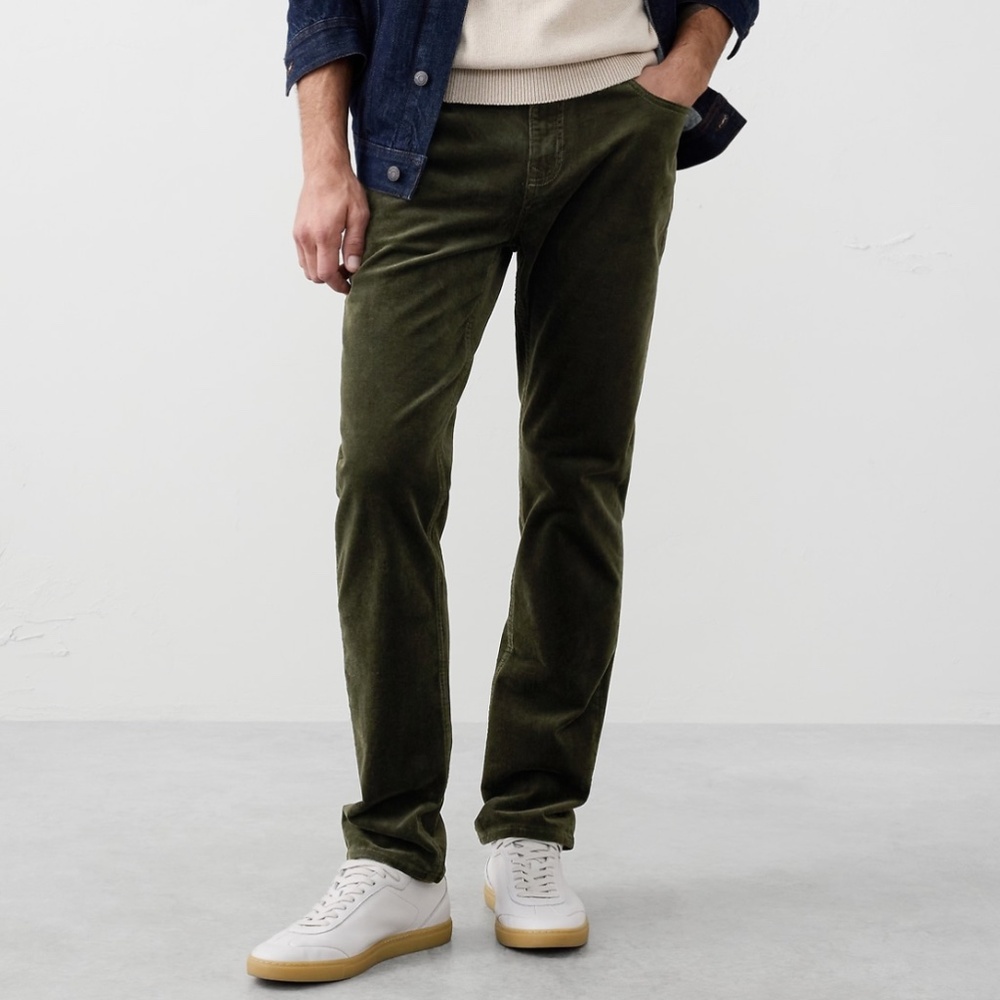 NWT Banana Republic Factory Green Slim Travel Corduroy Pants 34 x 32